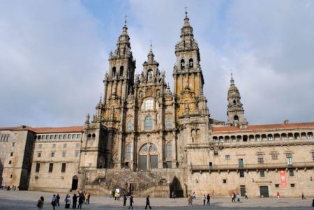 Vuelos baratos de Palma de Mallorca a Santiago de Compostela desde tan solo 3€ Vuelos Mallorca Santiago | easyDest.com
