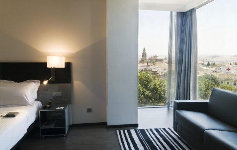 Fin de semana de lujo en Córdoba por 45€ la noche por persona Eurostars Palace - Hotel