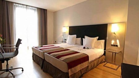 Gran oferta de última hora en hotel 4* en Sevilla solo 23€ la noche p/p Hotel San Gil Sevilla - San Gil