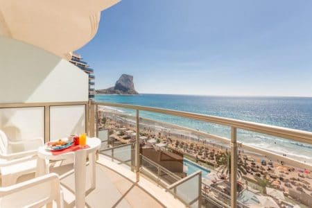 Aprovecha el puente de Mayo en la playa en Hotel 4* por 31€ la noche p/p Hotel Bahía Calpe - Hotel resort