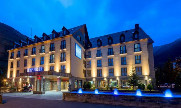 ¡Fin de semana en los Pirineos, solo por el mes de Octubre! Hotel 4* en Baqueira por tan solo 76€. Hotel Vielha Baqueira Afiliado por Meliá - Aparthotel Nou Vielha