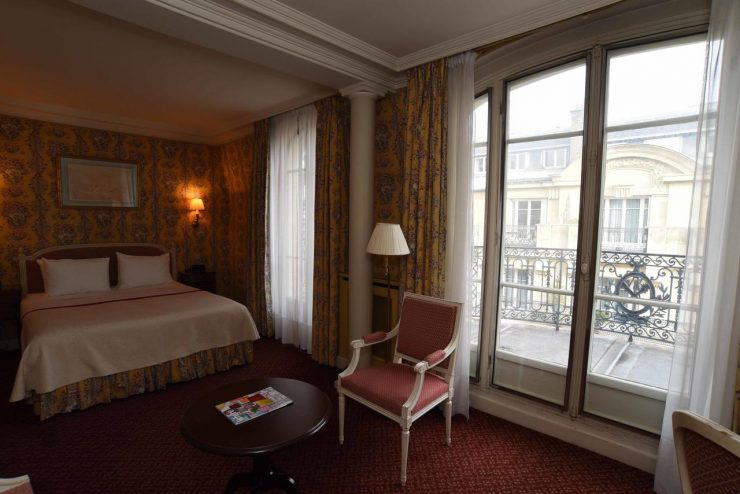 Tratamiento de ventana - Hotel