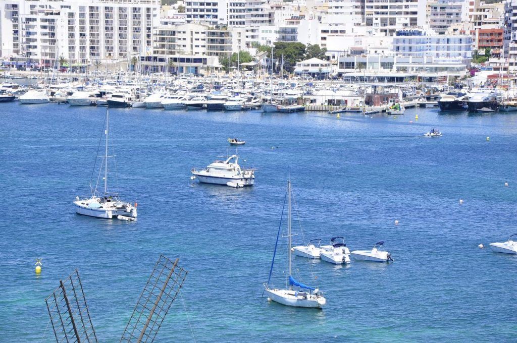 Transporte de agua - Barco