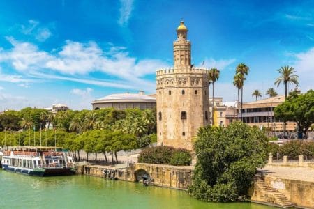 Vuelos baratos de Lanzarote a Sevilla desde tan solo 40€ vuelos lanzarote sevilla