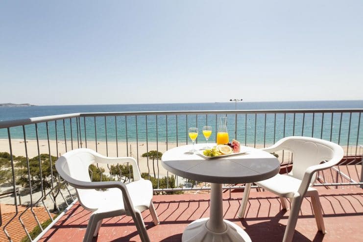 Hotel Colón - Hotel