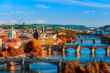 Descubre la maravillosa Praga en 4 días con vuelos y hotel incluidos desde tan solo 393€ por persona. Desayunos incluidos. occidental-praha_2